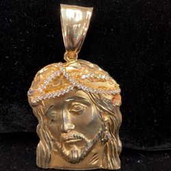 14k Jesus Pendant 22.9g
