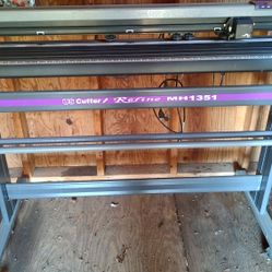 USCutting Refine MH1351 Vinyl Cutter Plotter With Stand