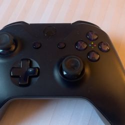 Limited Edition Xbox 1 Controller