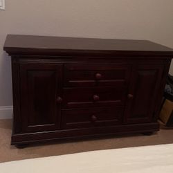 Small Dresser Or Baby Changing Table With Drawers 