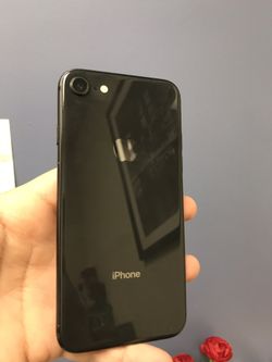 iPhone 8 64GB Factory Unlocked