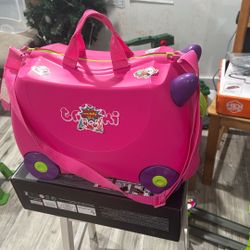 trunki ride on luggage