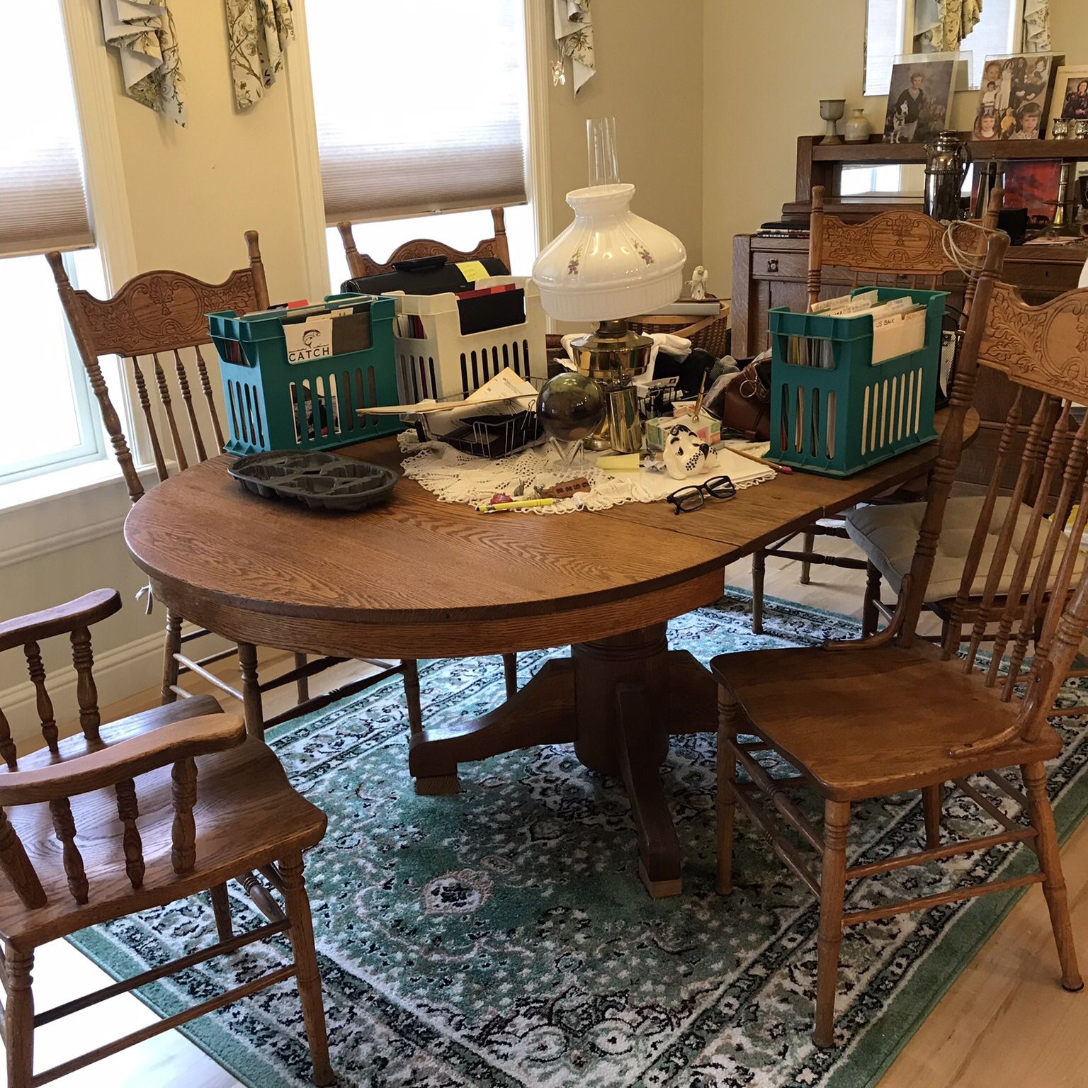 6 Chair Oak Dining Room Table Set W/Leaves