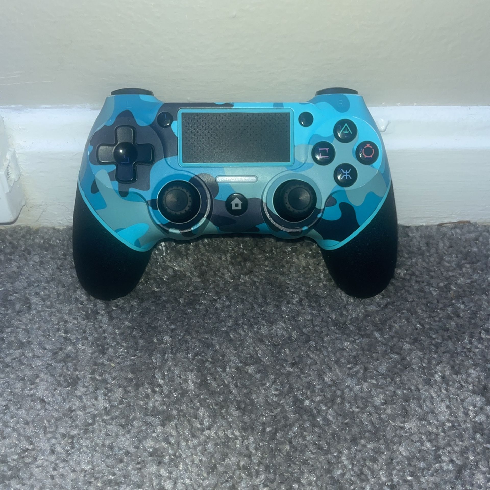 PS4 Controller