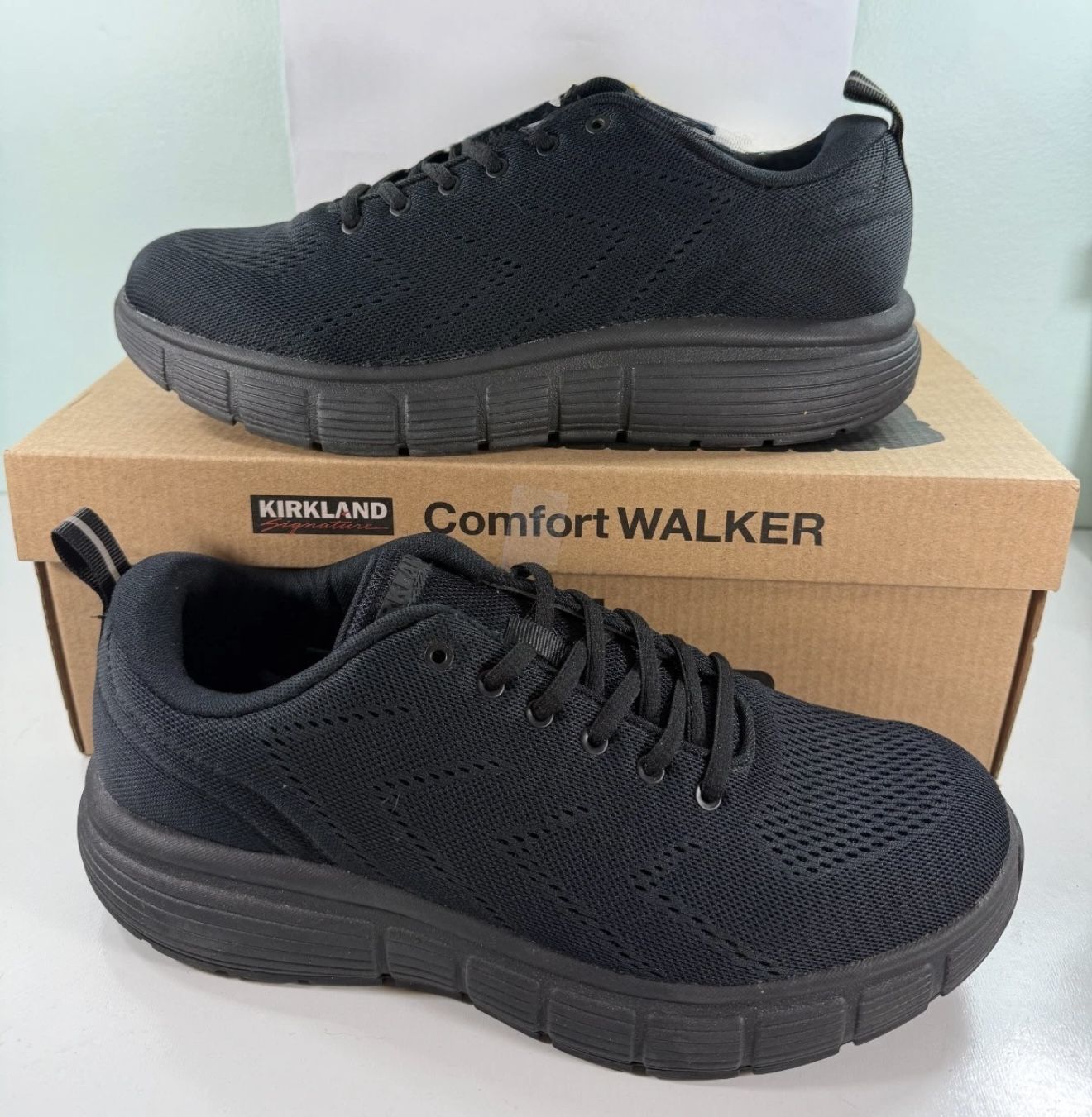 KIRKLAND SIGNATURE Men's Comfort Walker Sneakers Shoes - Black - size 9/ 10