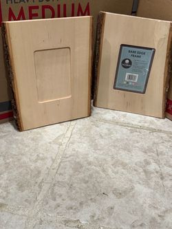 2 wooden bark edge frames