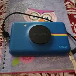 Polaroid Snap Instant Digital Camera 