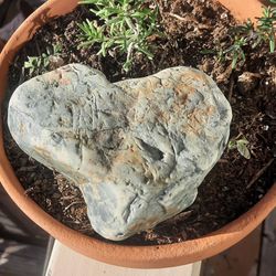 Heart Rock About 5 Inches Perfect For Home Decor Or Garden