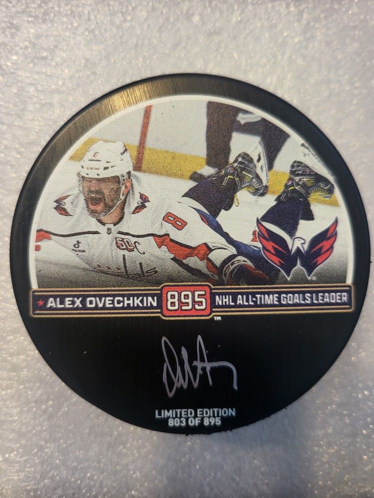 Alex Ovechkin signed puck