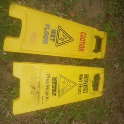 Wet Floor Signs 