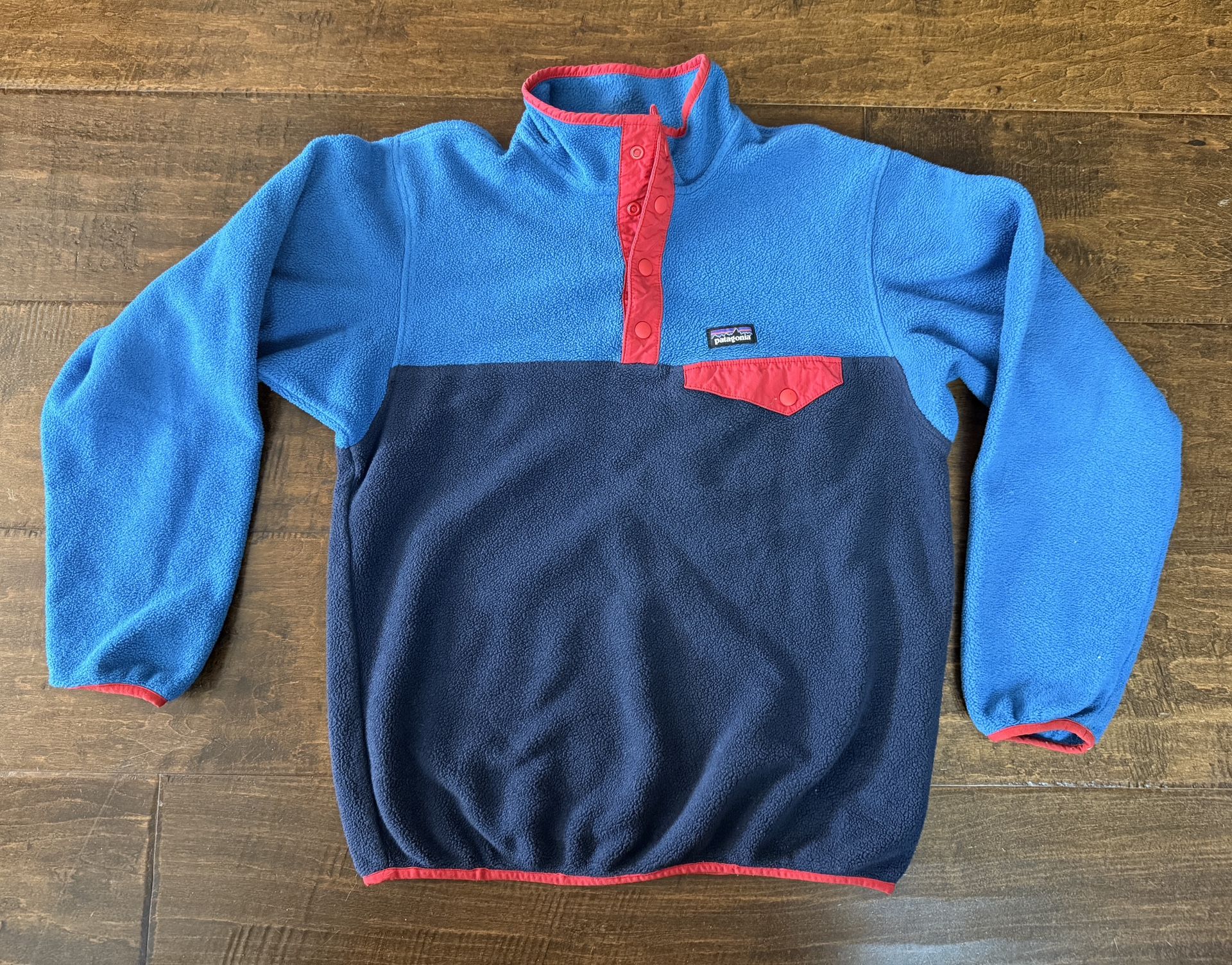 Patagonia Kids Size XL 14 Fleece Snap T