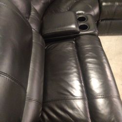 SECTIONAL GENUINE LEATHER RECLINER ELECTRIC..DeliVERY SERVICE  AVAILABLE