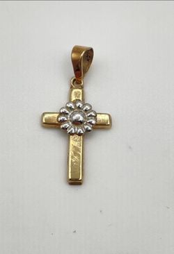 14k gold  flower cross pendant