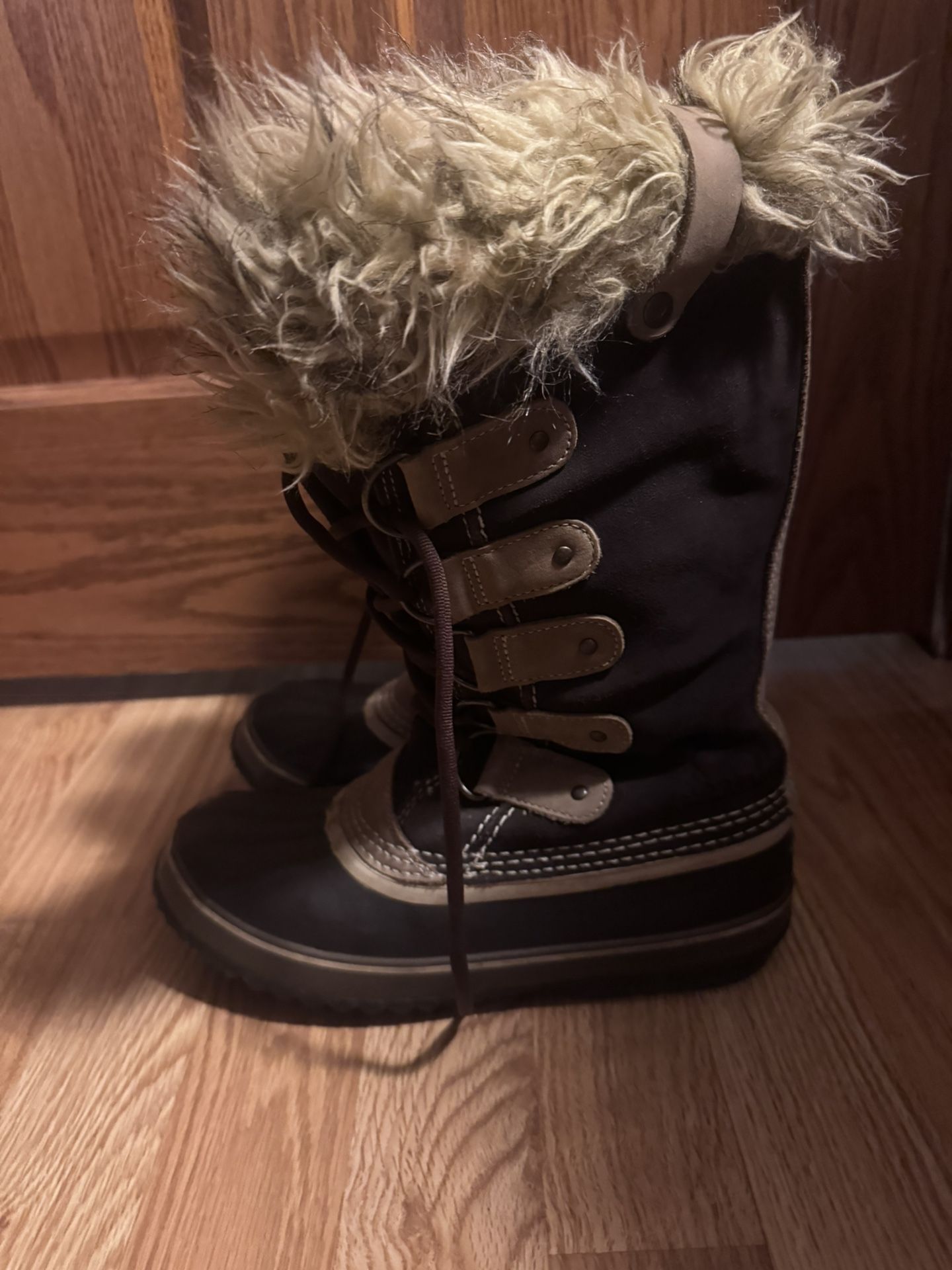 Sorel Winter Boots Size 8