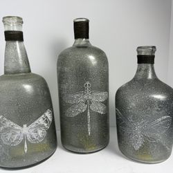 Set of 3 Decorative Etched Insect Bottles – Moth, Dragonfly & Cicada