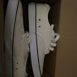 Chima Ferguson Converse shoes