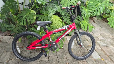 Dynacraft Wipeout Bike 20 " wheels