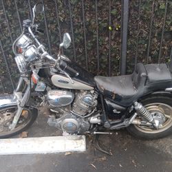 1996 Yamaha Virago