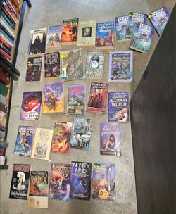 Scary Reads / Wizards / Dragon Books - $1.00/ea