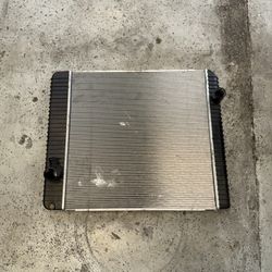 Radiator for 2013-2020 Nissan Pathfinder 2014-2019 INFINITI QX60 214603JA0E