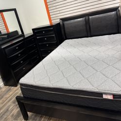 Emily Black Bedroom Set Starting At $899