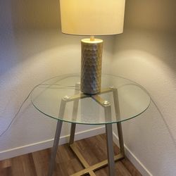 Table & Lamp