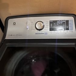 GE Washer And Dryer 