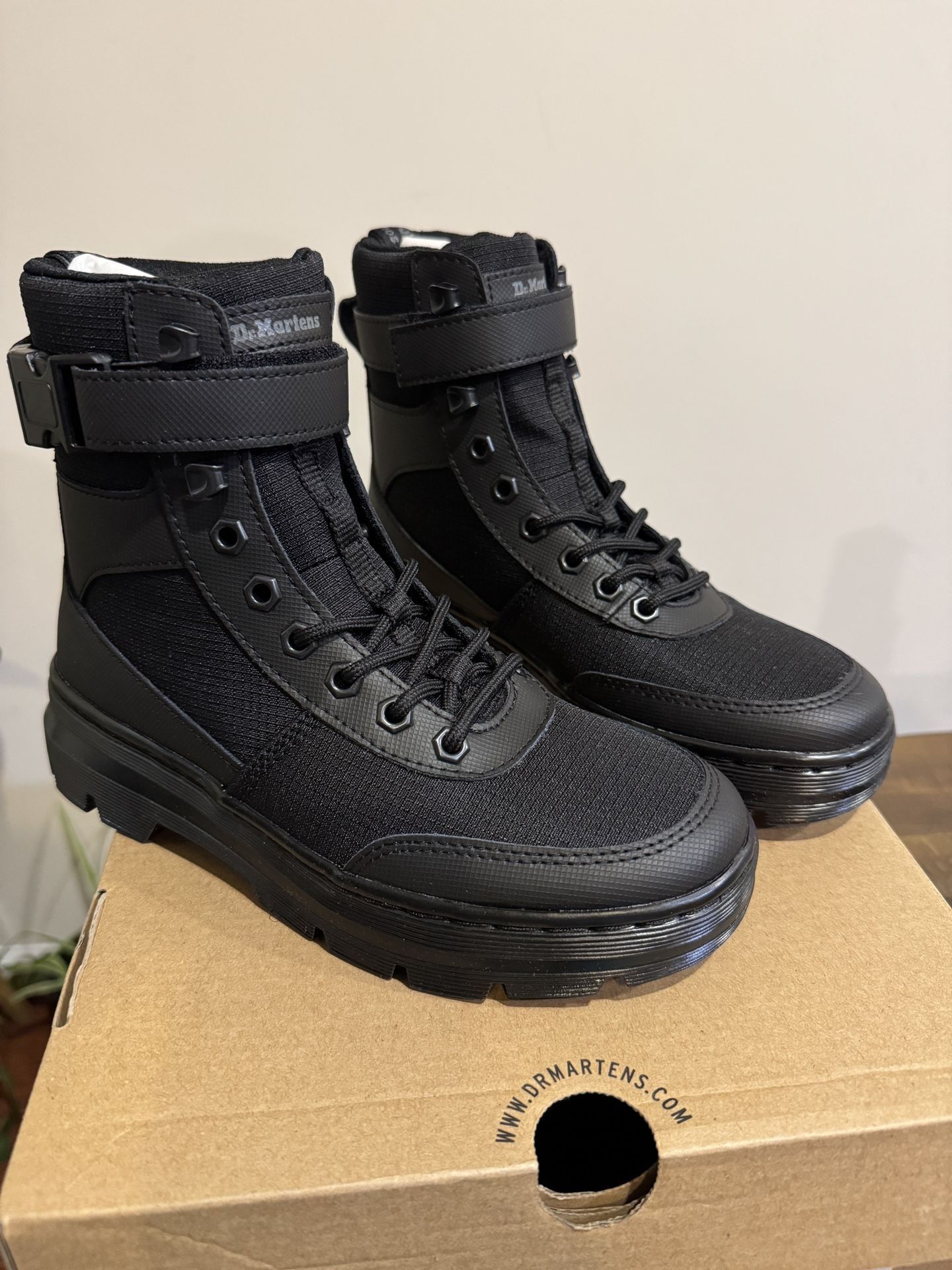 Dr. Martens Combat Boots Size 6W