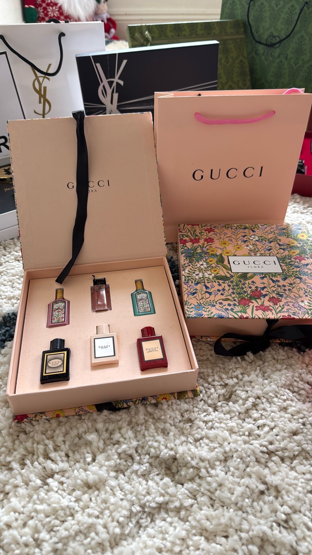 Mini Perfume Gift Set Christmas Gift For Women, Retail $159