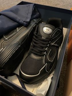 Dior b30s size 9m