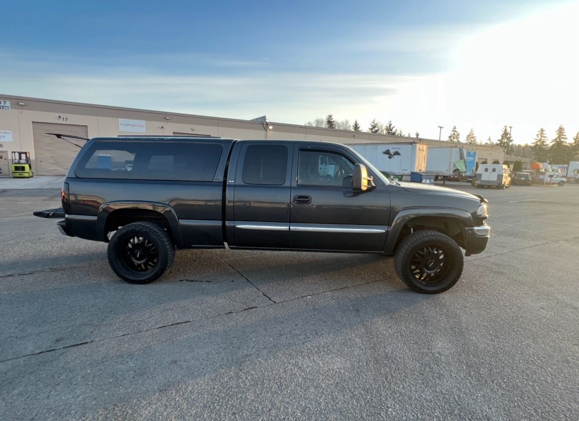 2003 GMC Sierra