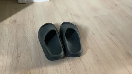 Yeezy slides