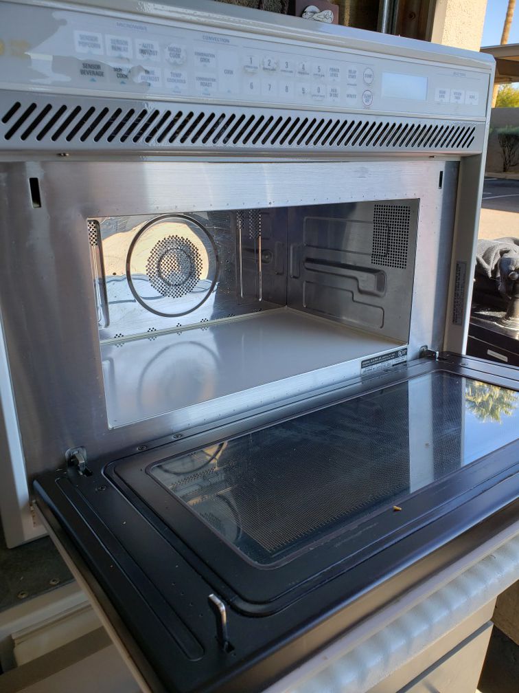 GE Microwave / Convection Oven Combo