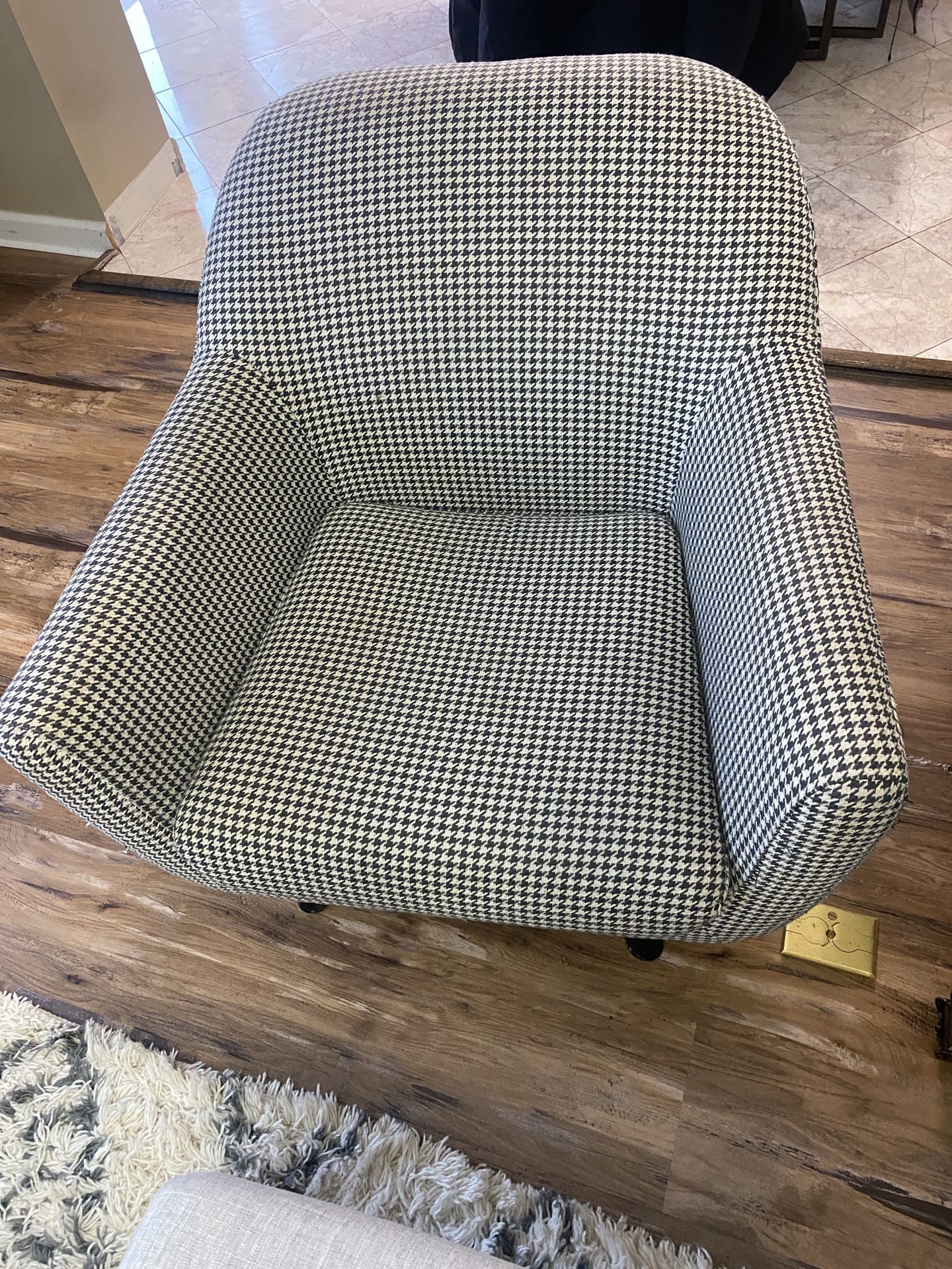 Article chair 