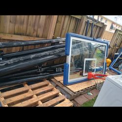 Basketball Hoop 