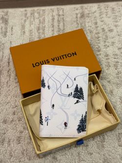 Skier wallet