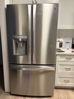 Side by side refrigerator