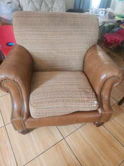 Single couch