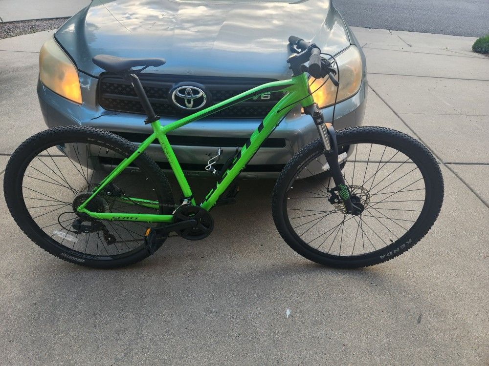 Green Scott Mountain Bike