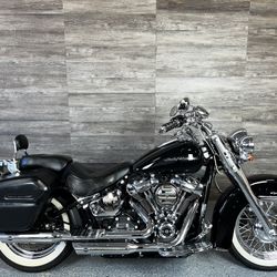 2019 Harley-Davidson FLDE Deluxe