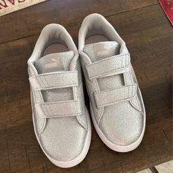 Girls puma Sneakers 