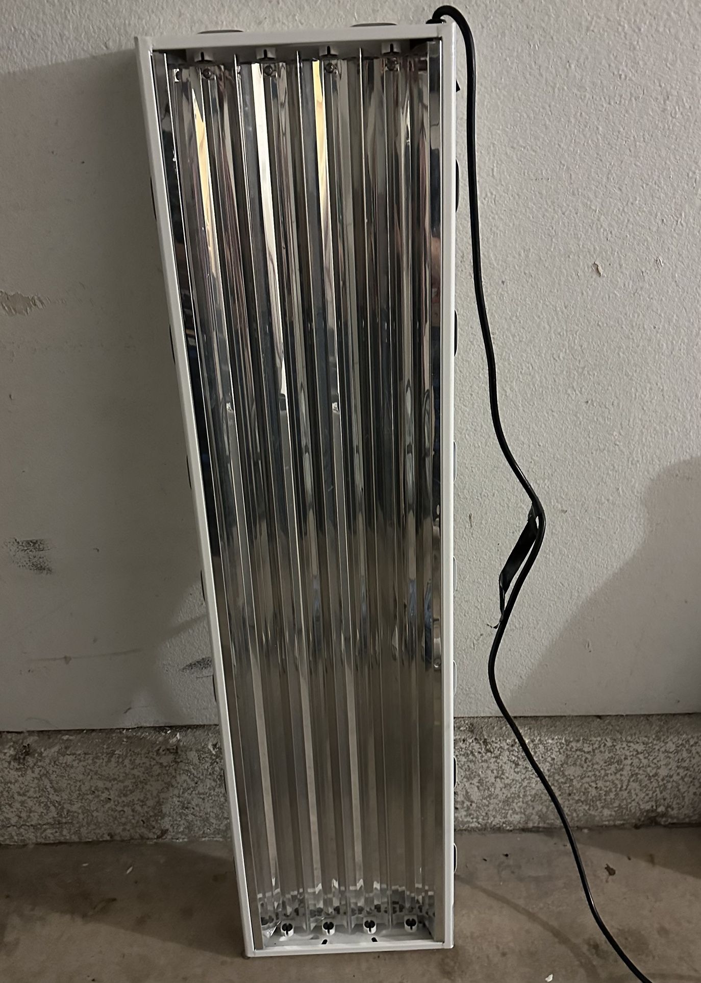 Sun Blaze T5 High Output Grow Light
