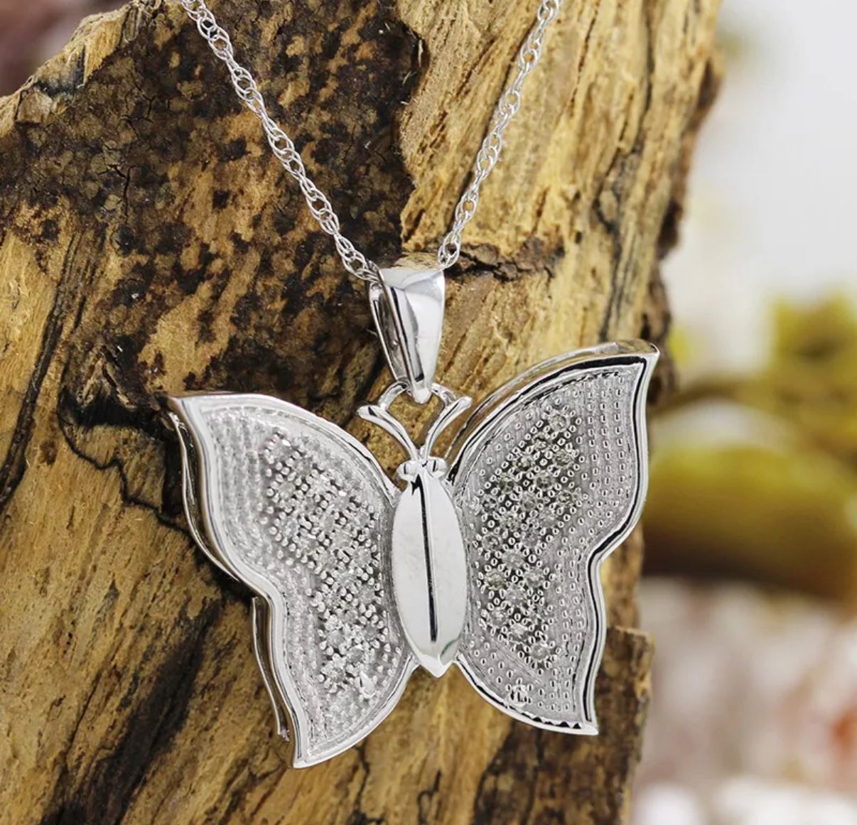 1/7ct Natural Round Diamond Butterfly Pendant 18" Necklace 10K White Gold