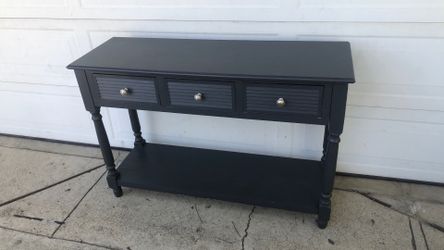 Console table gray color