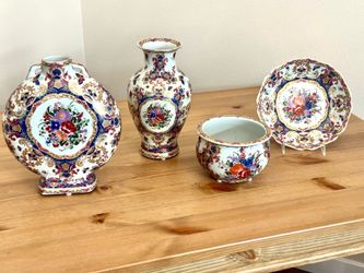Floral & Butterfly Gilded Porcelain Set