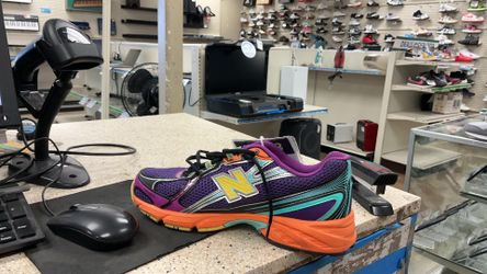 New Balance 740MC2