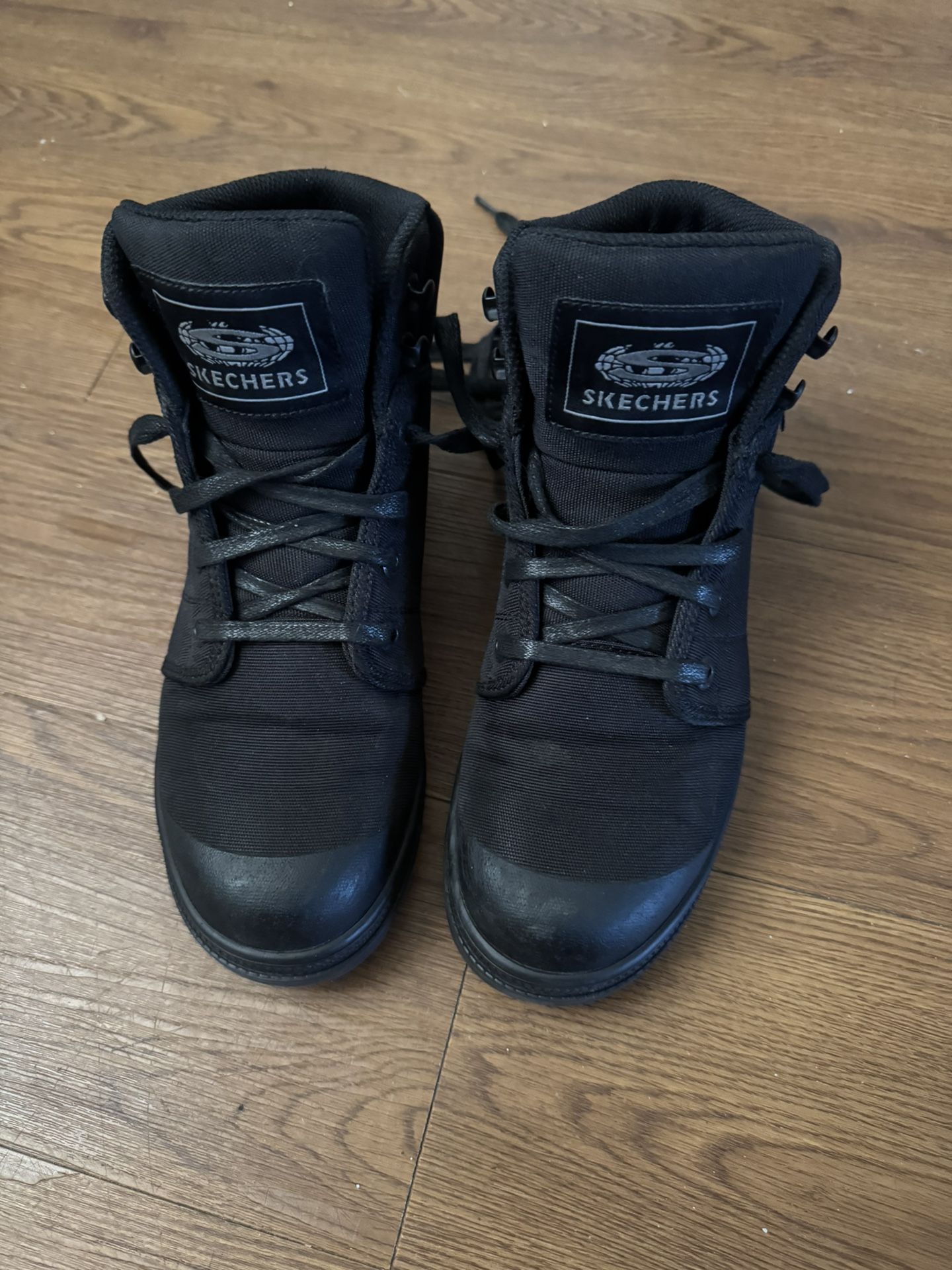 Black Skechers boots