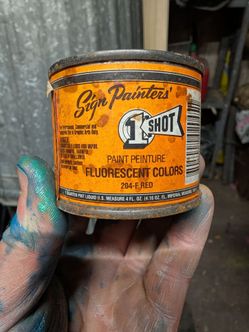 1 Shot Sign Painters Fluorescent Red Paint