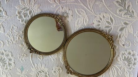 Set of two mirrored trays