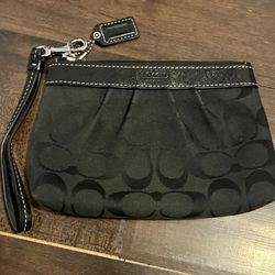 Coach Signature Pleated Black Wristlet